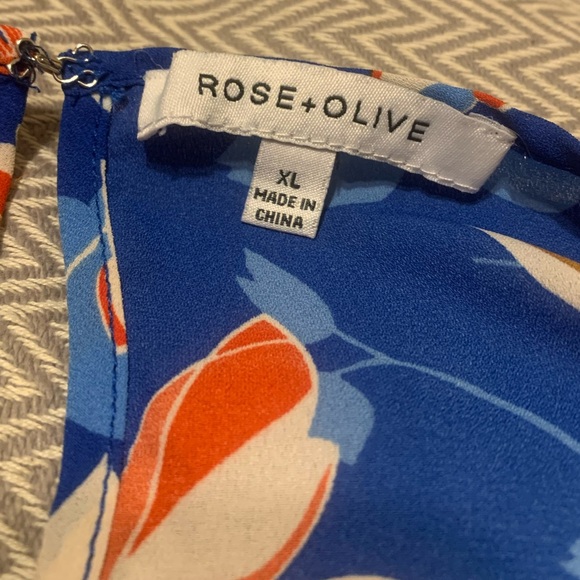 Rose+Olive blue floral cold shoulder top. Size XL. Gorgeous vibrant blue color. - Picture 3 of 4